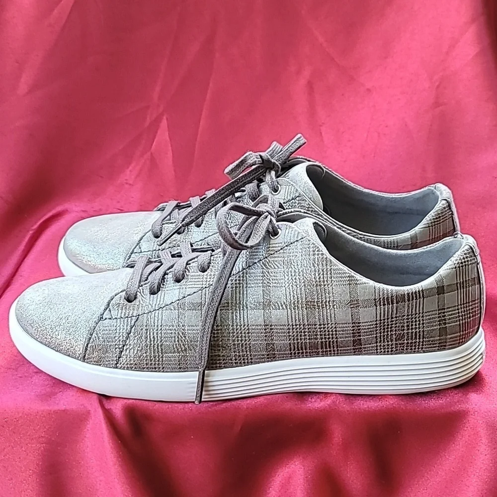 COLE HAAN sz9 Grand Crosscourt Sneaker Magnet Pixie Suede